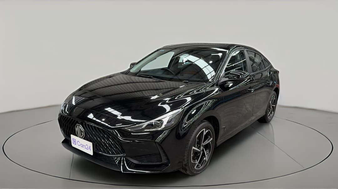 2023 MG Mg5 Essence, Automatic, 18465 km, Left Front Diagonal (45- Degree) View