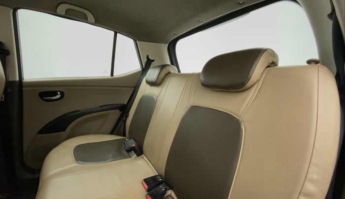 2010 Hyundai i10 SPORTZ 1.2, Petrol, Manual, 73,177 km, Right Side Rear Door Cabin