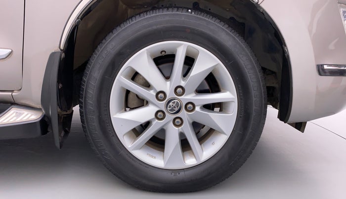 2018 Toyota Innova Crysta 2.4 VX 8 STR, Diesel, Manual, 52,759 km, Right Front Wheel