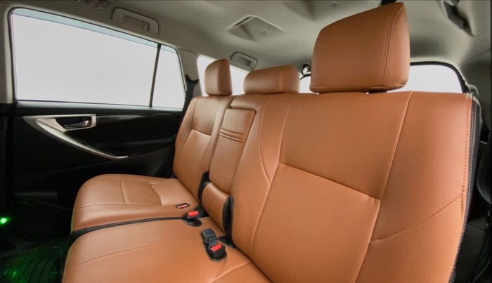 2018 Toyota Innova Crysta 2.4 VX 8 STR, Diesel, Manual, 52,759 km, Right Side Rear Door Cabin