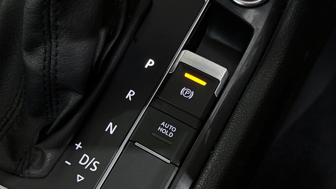 2018 Volkswagen Tiguan 162 Tsi Highline, Automatic, 81232 km, Handbrake