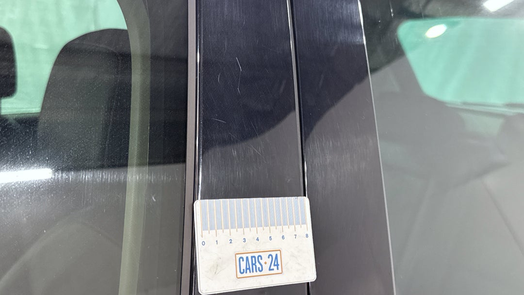 2018 Volkswagen Tiguan 162 Tsi Highline, Automatic, 81232 km, Door Sills Front LHS Scratch