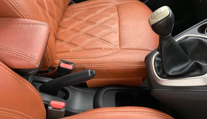 2019 Datsun Go T(O), Petrol, Manual, 64,447 km, Gear Lever