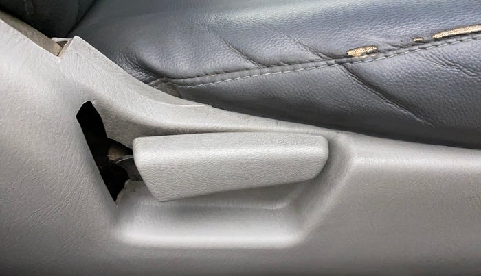 2011 Maruti Alto K10 VXI, Petrol, Manual, 46,425 km, Driver Side Adjustment Panel