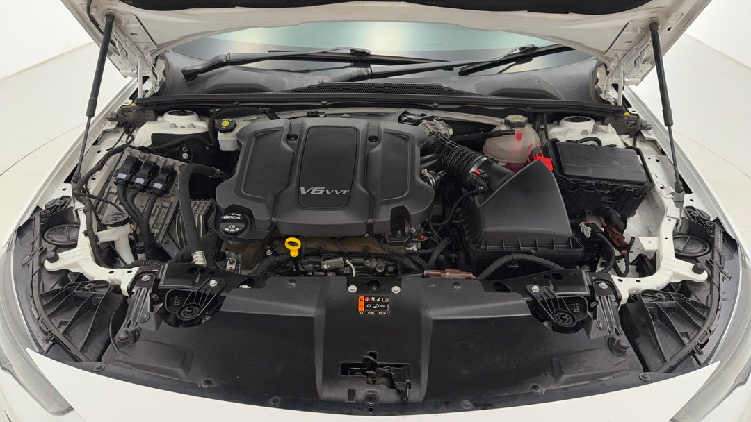 2018 Holden Commodore Rs, Automatic, 138381 km, Open Bonnet (Engine)