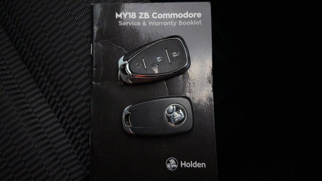 2018 Holden Commodore Rs, Automatic, 138381 km, Key Close-up