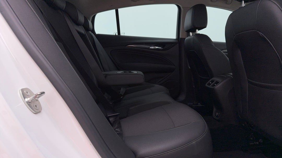 2018 Holden Commodore Rs, Automatic, 138381 km, Right Side Rear Door Cabin View