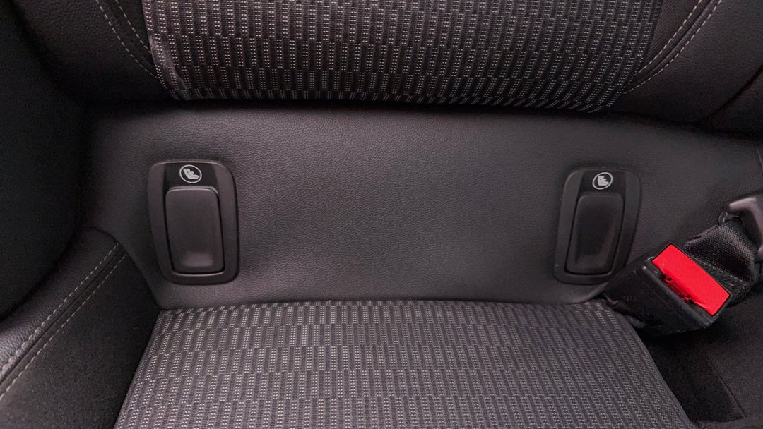 2018 Holden Commodore Rs, Automatic, 138381 km, Child Seat Anchor Points