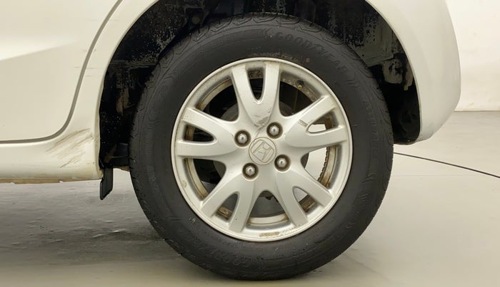2013 Honda Brio VX MT, Petrol, Manual, 25,516 km, Left Rear Wheel