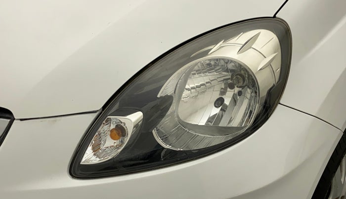 2013 Honda Brio VX MT, Petrol, Manual, 25,516 km, Left headlight - < 2 inches,no. = 2