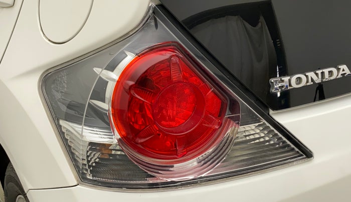 2013 Honda Brio VX MT, Petrol, Manual, 25,516 km, Left tail light - < 2 inches,no. = 2