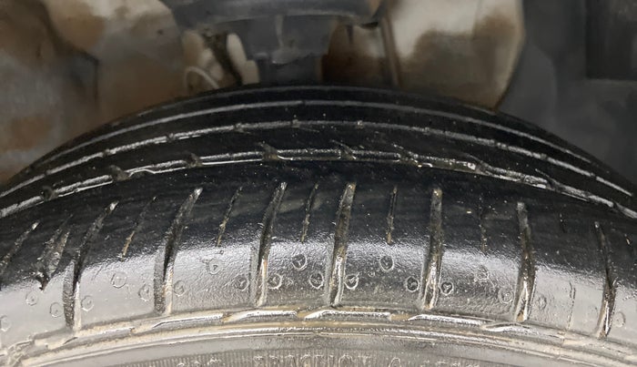 2018 Hyundai Elite i20 ASTA 1.2 (O), Petrol, Manual, 49,241 km, Right Front Tyre Tread