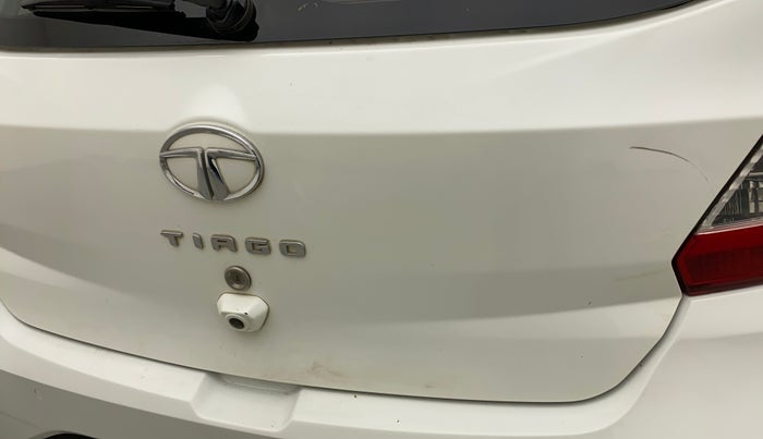 2020 Tata Tiago XZ PLUS PETROL, Petrol, Manual, 42,882 km, Dicky (Boot door) - Minor scratches