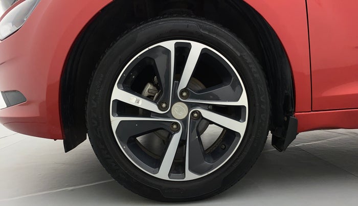 2020 Tata ALTROZ XZ 1.2, Petrol, Manual, 28,820 km, Left Front Wheel