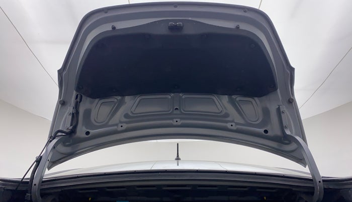 2017 Hyundai Verna FLUIDIC 1.4 VTVT, Petrol, Manual, 48,231 km, Boot Door Open