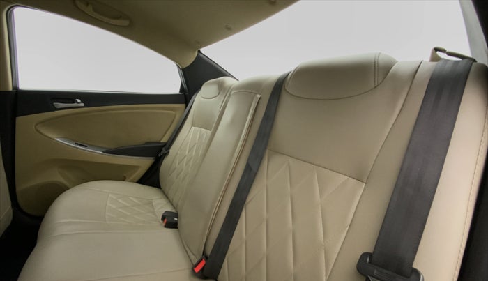 2017 Hyundai Verna FLUIDIC 1.4 VTVT, Petrol, Manual, 48,231 km, Right Side Rear Door Cabin