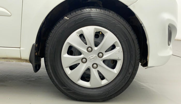 2012 Hyundai i10 SPORTZ 1.2 AT, Petrol, Automatic, 48,840 km, Right Front Wheel