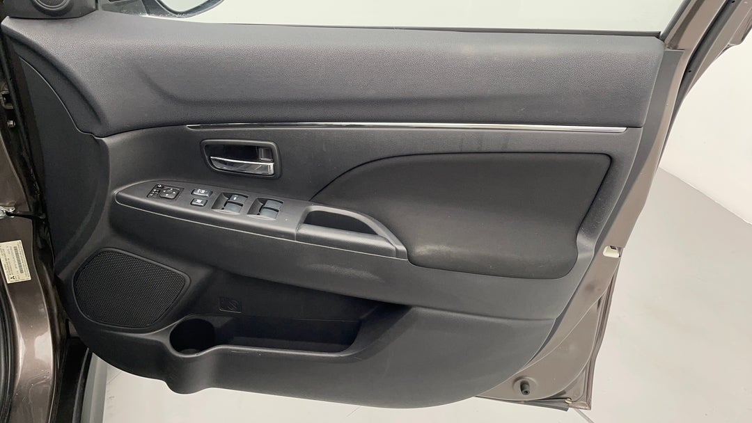 2013 Mitsubishi ASX (2wd), Automatic, 118833 km, Speaker View