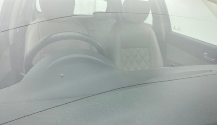 2013 Hyundai i20 ASTA 1.2, Petrol, Manual, 62,069 km, Front windshield - Minor spot on windshield