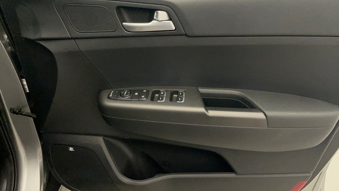 2020 Kia Sportage Sx (fwd), Automatic, 38152 km, Speaker View