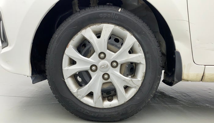 2015 Hyundai Grand i10 MAGNA 1.2 KAPPA VTVT, Petrol, Manual, 18,765 km, Left Front Wheel