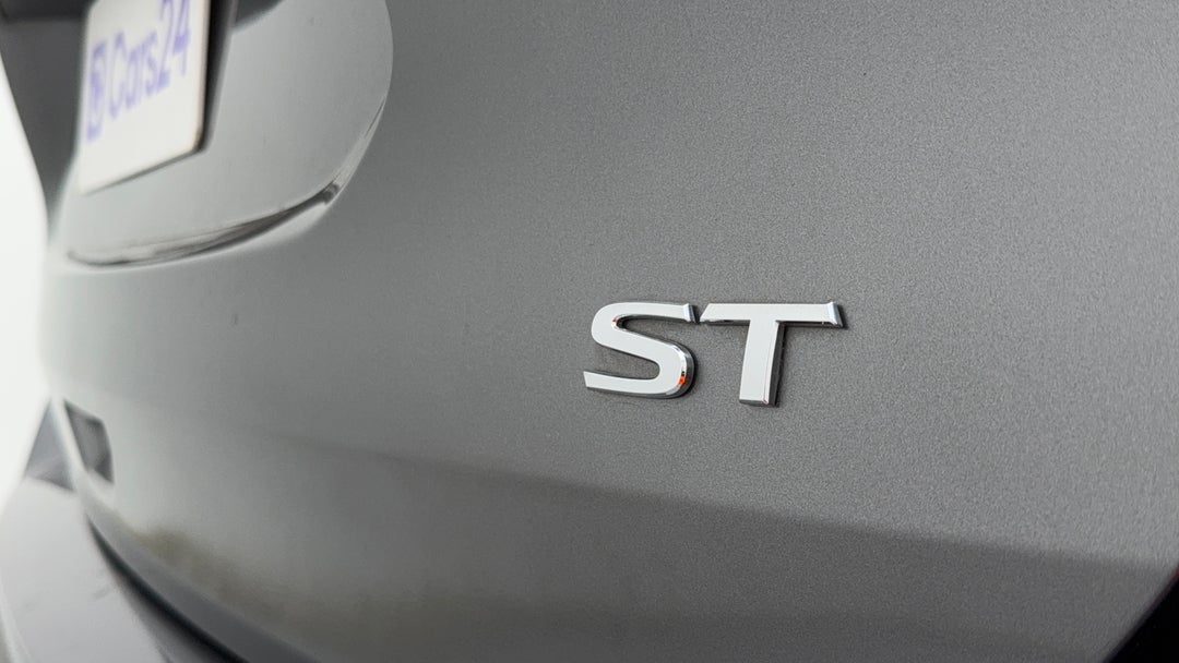 Badge (Boot Right Side)