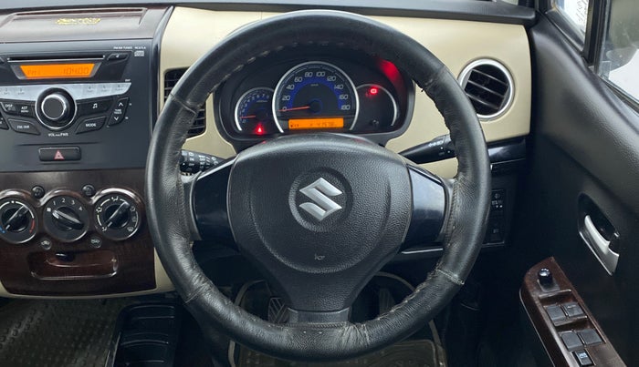 2018 Maruti Wagon R 1.0 VXI, Petrol, Manual, 41,749 km, Steering Wheel Close Up