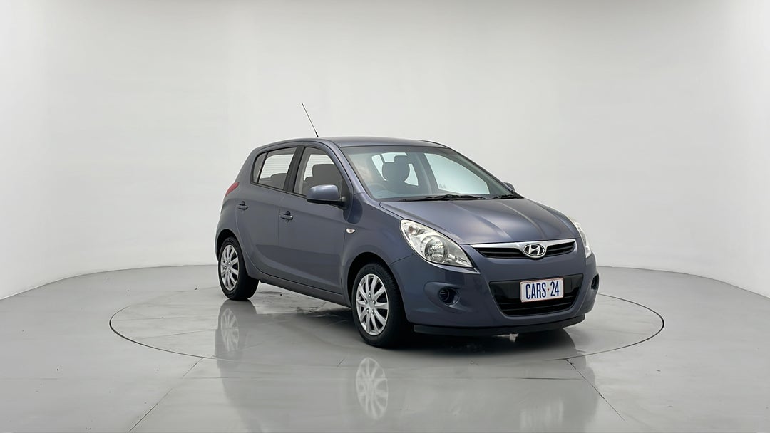 2011 Hyundai I20 Active, Manual, 119431 km, Right Front Diagonal (45- Degree) View