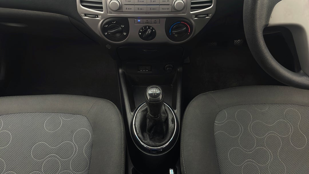 2011 Hyundai I20 Active, Manual, 119431 km, Gear Lever 