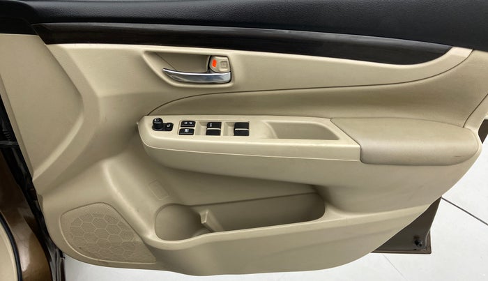2015 Maruti Ciaz ZXI PLUS, Petrol, Manual, 28,446 km, Driver Side Door Panels Control