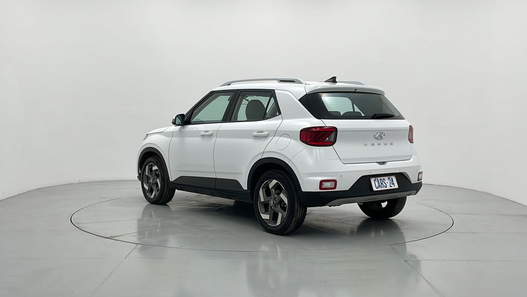 Left Back Diagonal (45- Degree) View