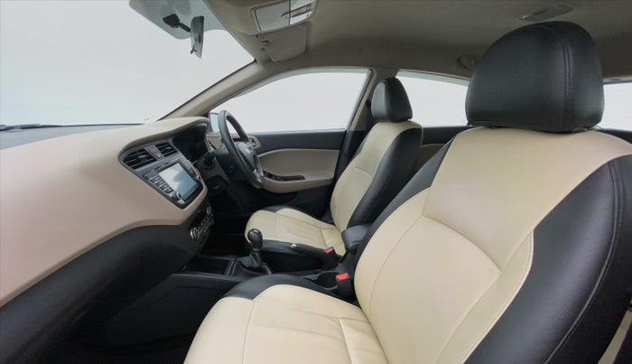 2017 Hyundai Elite i20 ASTA 1.2, Petrol, Manual, 32,328 km, Right Side Front Door Cabin