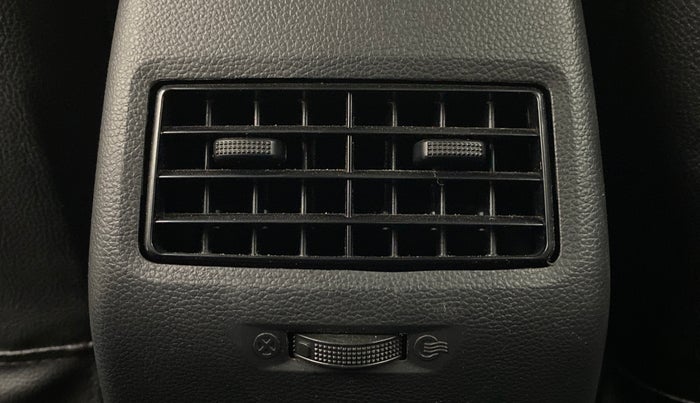 2017 Hyundai Elite i20 ASTA 1.2, Petrol, Manual, 32,328 km, Rear AC Vents