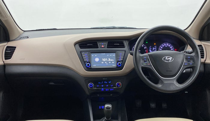 2017 Hyundai Elite i20 ASTA 1.2, Petrol, Manual, 32,328 km, Dashboard