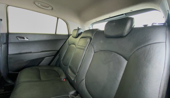 2016 Hyundai Creta 1.6 SX PLUS VTVT, Petrol, Manual, 46,137 km, Right Side Rear Door Cabin