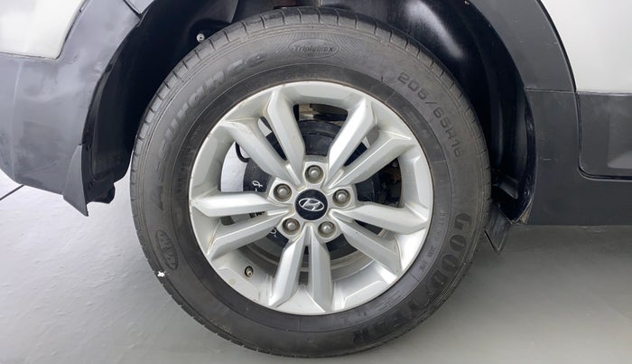 2016 Hyundai Creta 1.6 SX PLUS VTVT, Petrol, Manual, 46,137 km, Right Rear Wheel