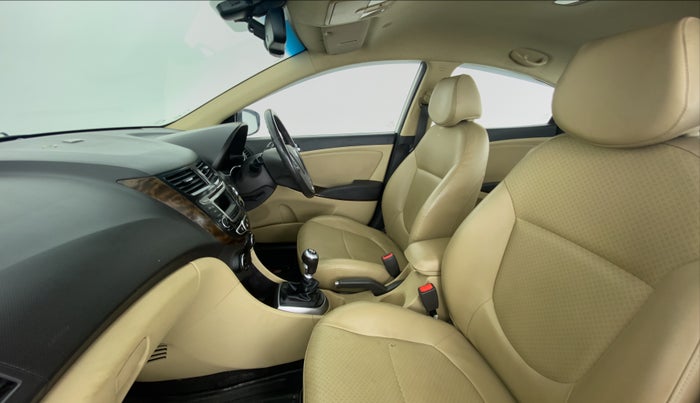 2015 Hyundai Verna FLUIDIC 1.6 SX VTVT OPT, Petrol, Manual, 37,813 km, Right Side Front Door Cabin
