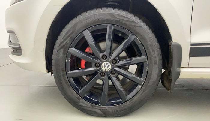 2019 Volkswagen Polo HIGHLINE PLUS 1.0, Petrol, Manual, 34,187 km, Left Front Wheel