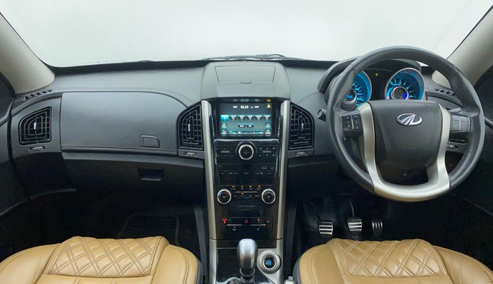 2019 Mahindra XUV500 W11 (O), Diesel, Manual, 47,952 km, Dashboard