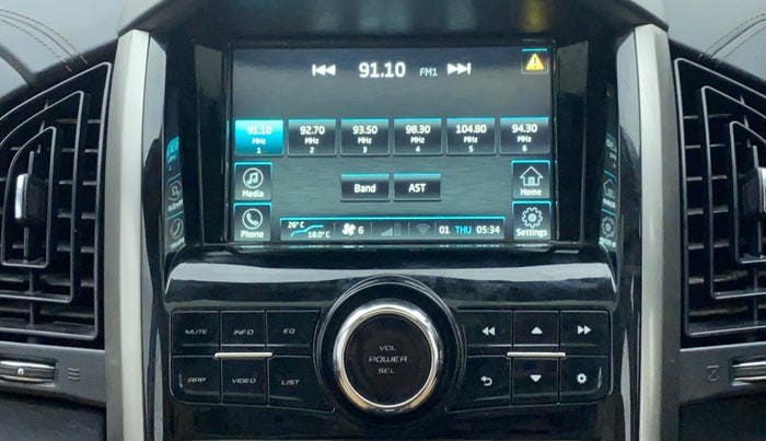 2019 Mahindra XUV500 W11 (O), Diesel, Manual, 47,952 km, Infotainment System