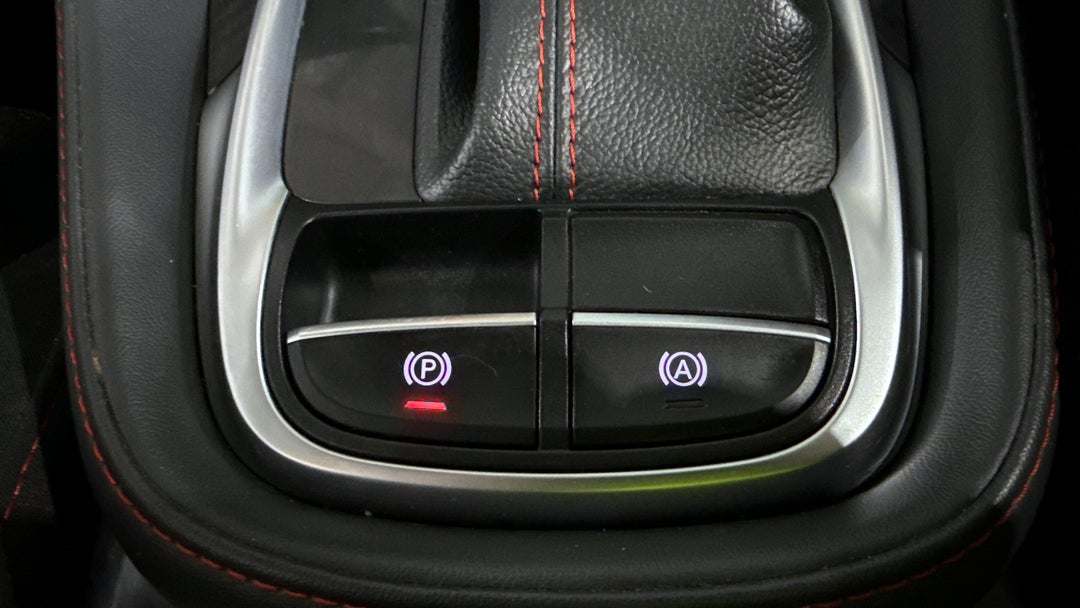 2022 MG Zst Core, Automatic, 62557 km, Handbrake
