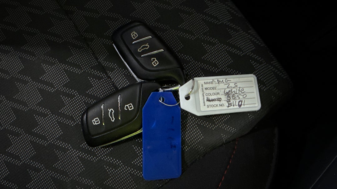 2022 MG Zst Core, Automatic, 62557 km, Key Close-up