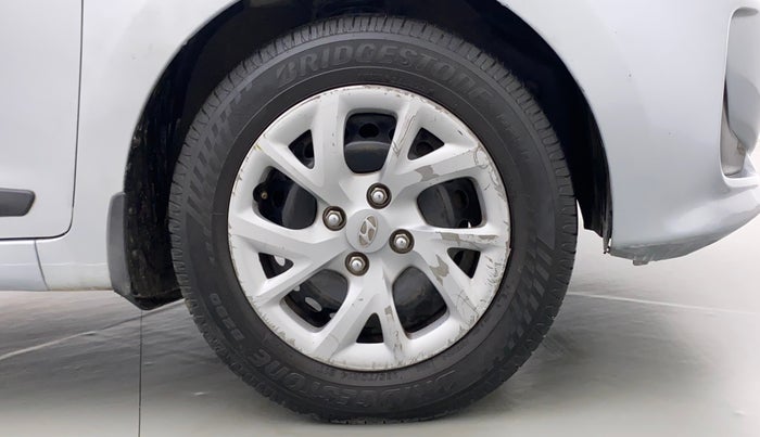 2019 Hyundai Grand i10 MAGNA 1.2 KAPPA VTVT CNG, CNG, Manual, 65,892 km, Right Front Wheel