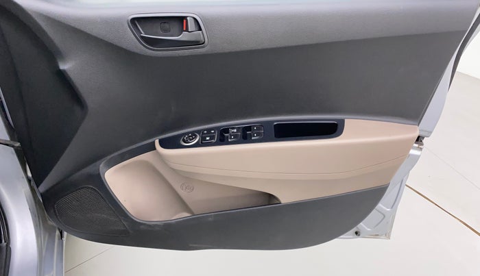 2019 Hyundai Grand i10 MAGNA 1.2 KAPPA VTVT CNG, CNG, Manual, 65,892 km, Driver Side Door Panels Control