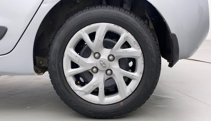 2019 Hyundai Grand i10 MAGNA 1.2 KAPPA VTVT CNG, CNG, Manual, 65,892 km, Left Rear Wheel