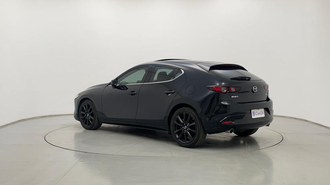 Left Back Diagonal (45- Degree) View