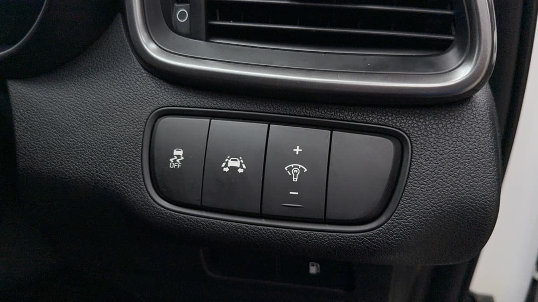 2019 Kia Sorento Si (4x2), Automatic, 103827 km, Utility Switches/Buttons
