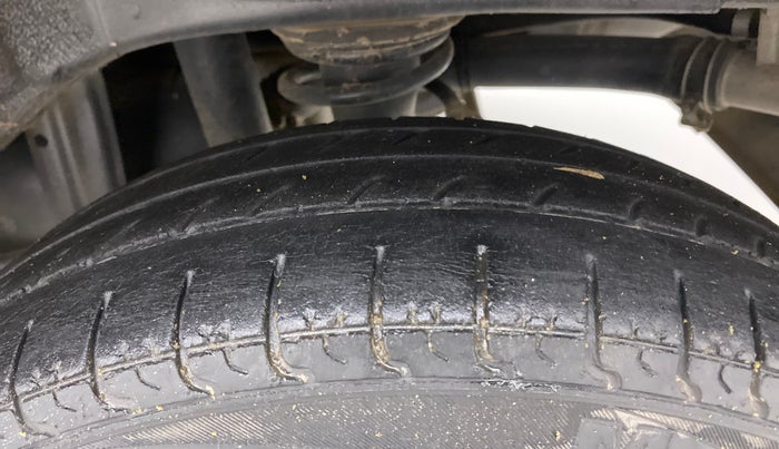 2018 Maruti Alto 800 VXI, Petrol, Manual, 63,702 km, Left Rear Tyre Tread