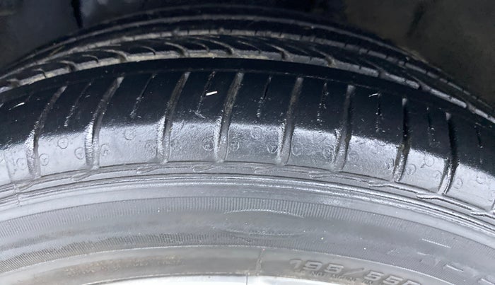 2018 Hyundai Elite i20 ASTA 1.2 (O), Petrol, Manual, 15,556 km, Left Front Tyre Tread