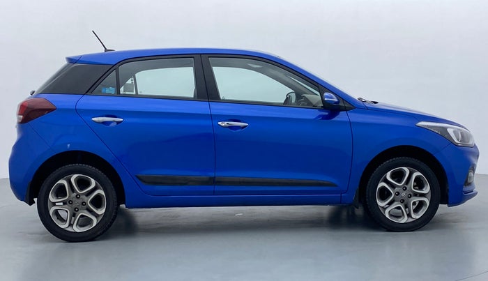 2018 Hyundai Elite i20 ASTA 1.2 (O), Petrol, Manual, 15,556 km, Right Side View